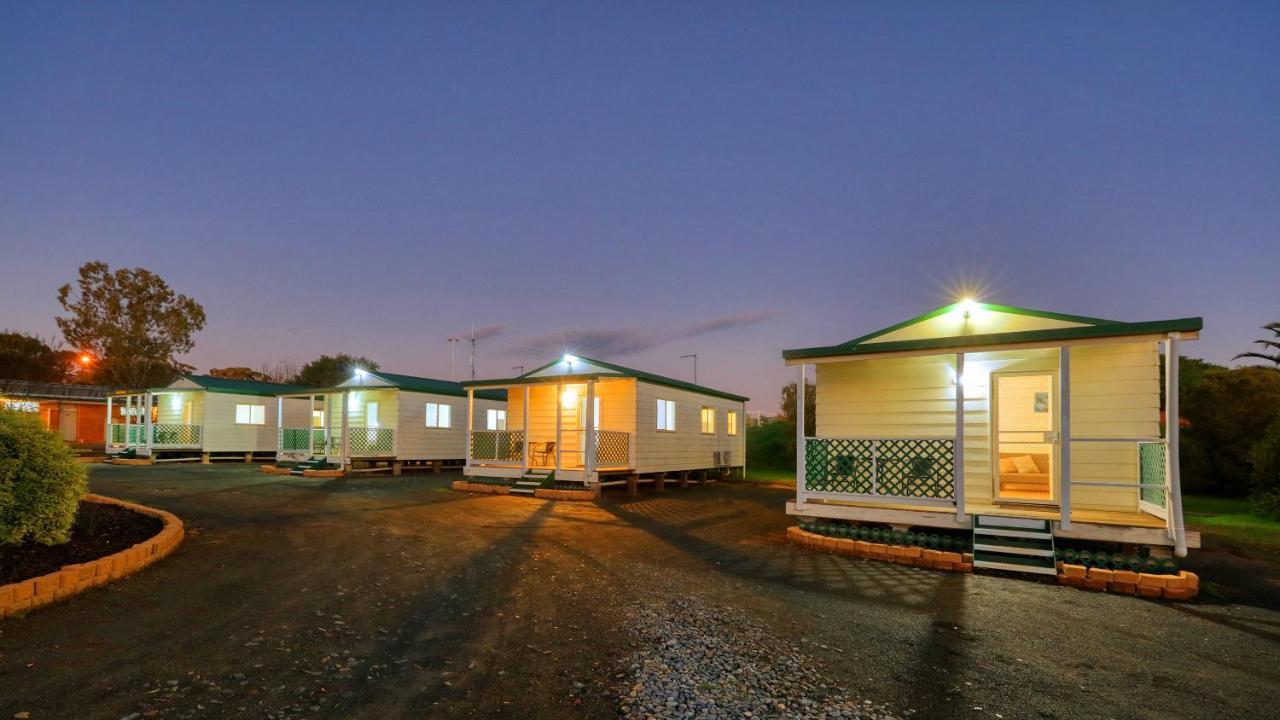 Motor Motel Junee